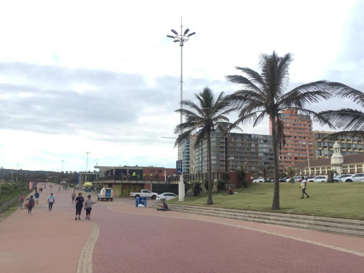 Tenbury Beach Apartment Ντούρμπαν Εξωτερικό φωτογραφία